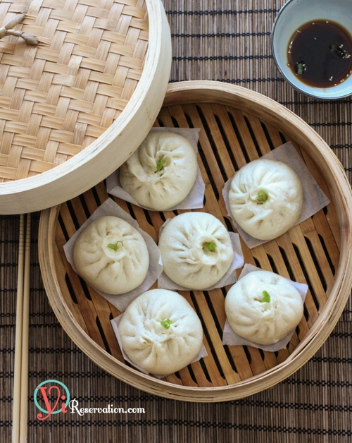 Chinese Steamed Meat Buns (Baozi) 包子 | Yi Reservation